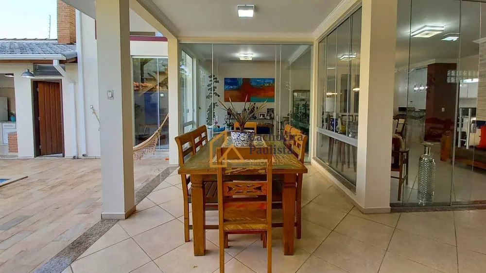Casa, 3 quartos, 239 m² - Foto 3