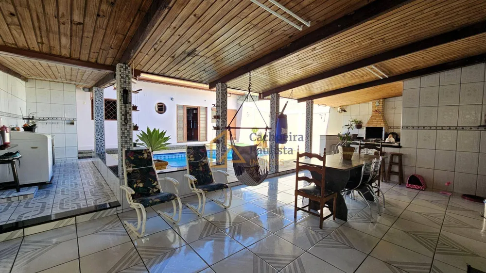 Casa, 3 quartos, 229 m² - Foto 14