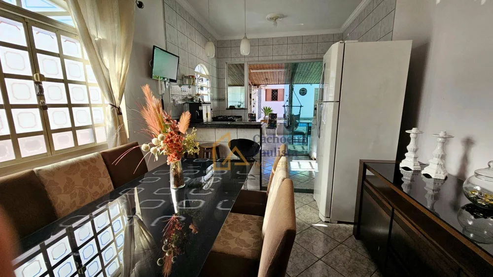 Casa, 3 quartos, 229 m² - Foto 12
