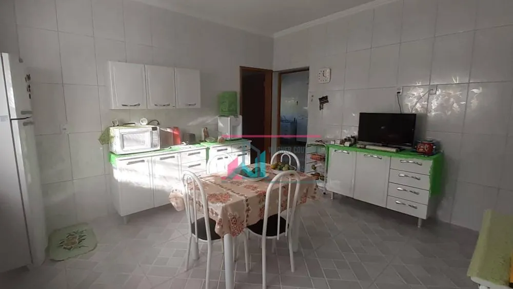 Casa, 4 quartos, 210 m² - Foto 4