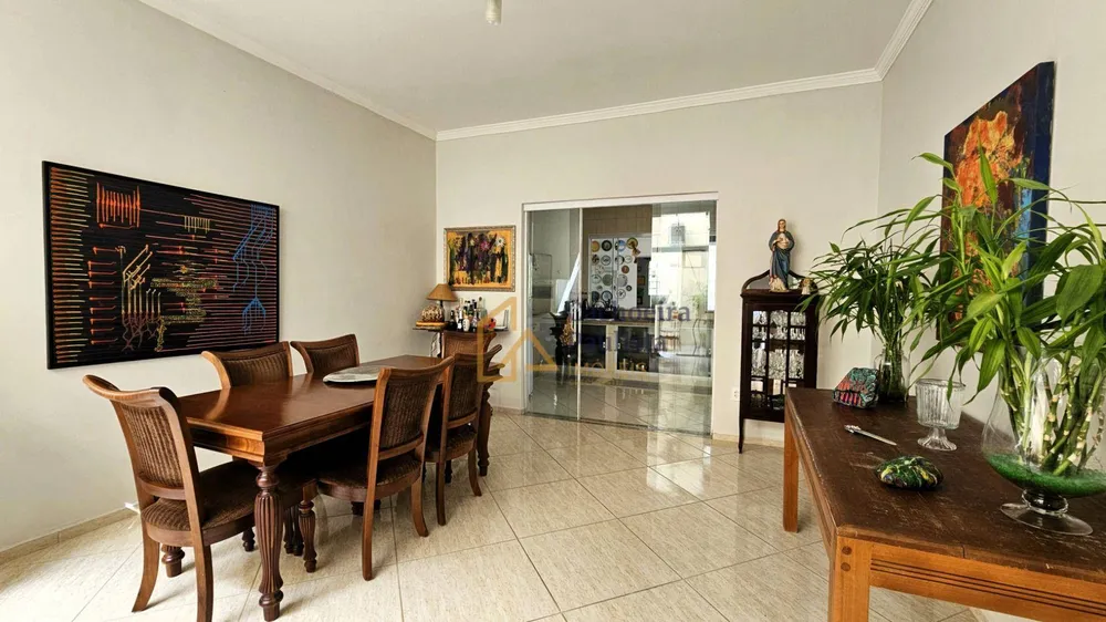 Casa, 2 quartos, 157 m² - Foto 3