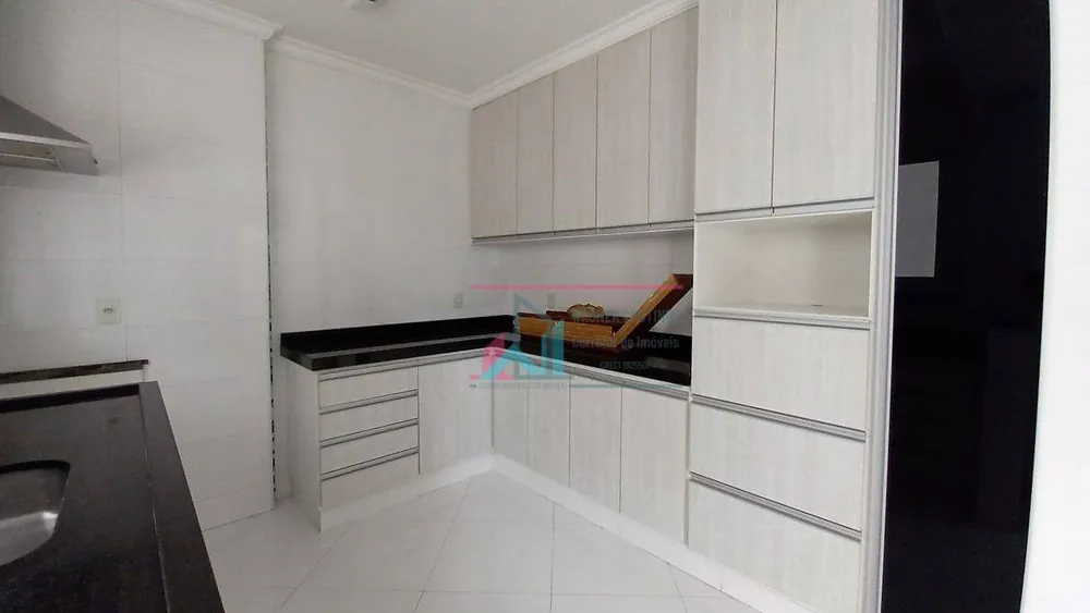 Casa, 3 quartos, 380 m² - Foto 3