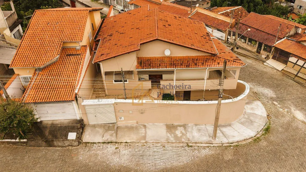 Casa, 4 quartos, 166 m² - Foto 1