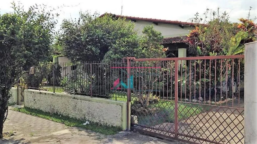 Casa, 3 quartos, 197 m² - Foto 1