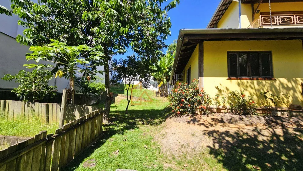 Casa, 6 quartos, 228 m² - Foto 13