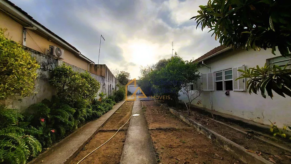 Casa, 4 quartos, 272 m² - Foto 17