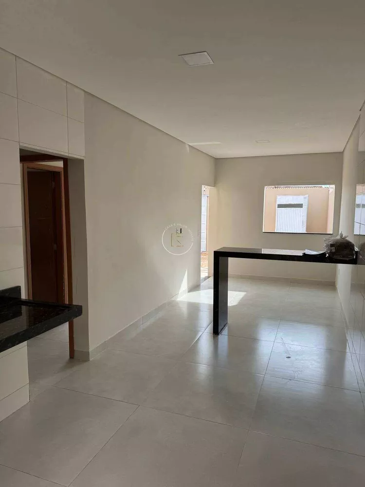 Casa, 3 quartos, 66 m² - Foto 2