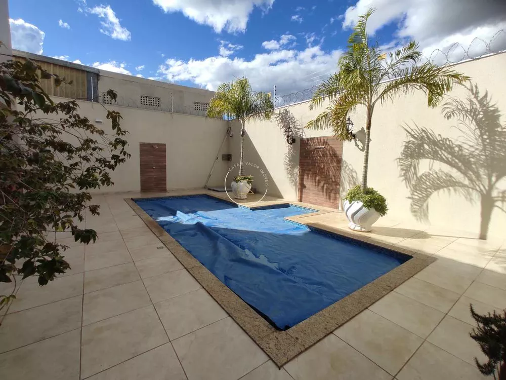Casa, 5 quartos, 422 m² - Foto 2