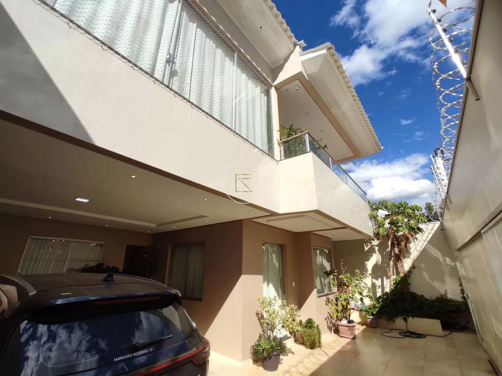 Casa, 5 quartos, 422 m² - Foto 3