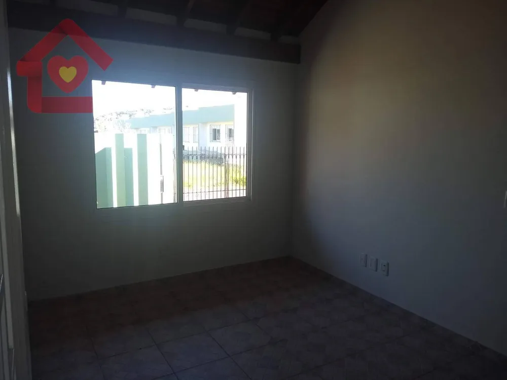Casa, 3 quartos, 230 m² - Foto 3