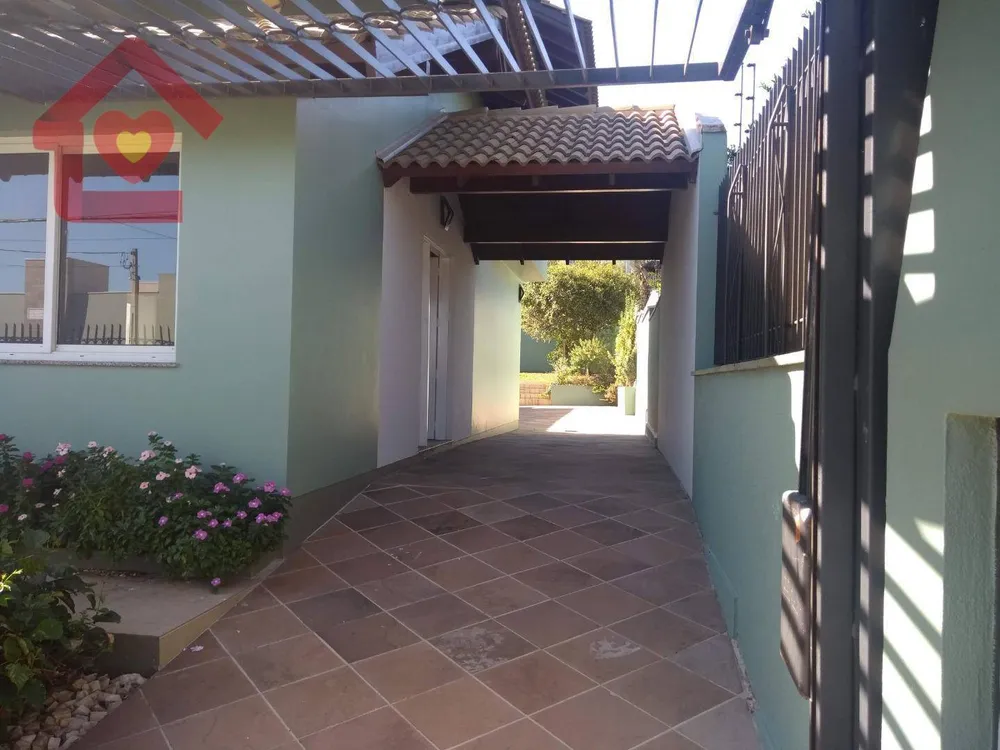 Casa, 3 quartos, 230 m² - Foto 2