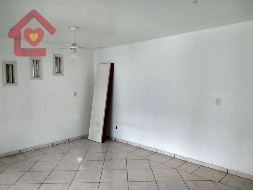 Casa, 2 quartos, 168 m² - Foto 4