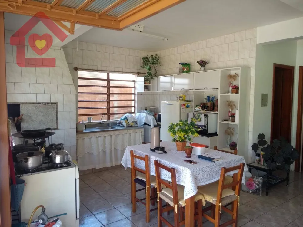 Casa, 3 quartos, 144 m² - Foto 4