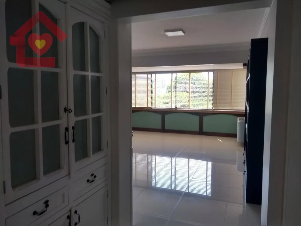 Apartamento, 3 quartos, 165 m² - Foto 2