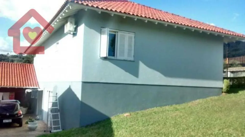 Casa, 3 quartos, 194 m² - Foto 2