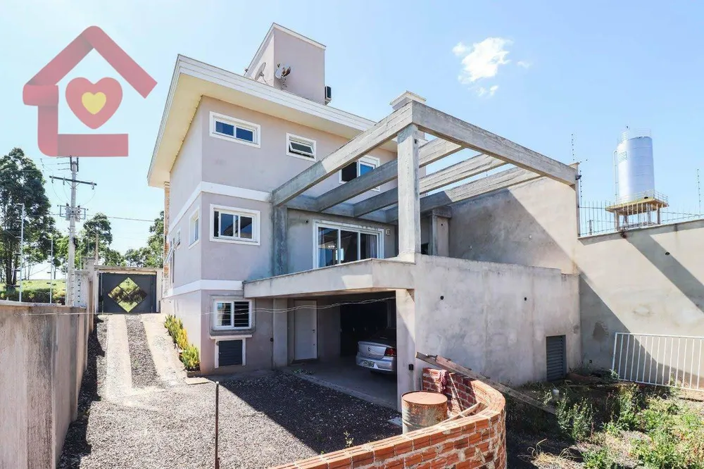 Casa, 3 quartos, 226 m² - Foto 2