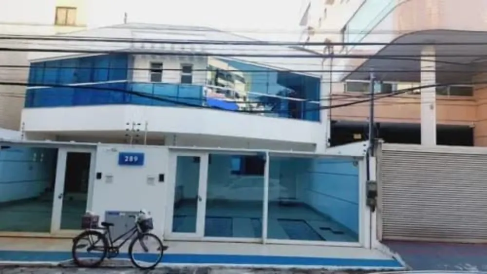 Casa, 4 quartos, 200 m² - Foto 1