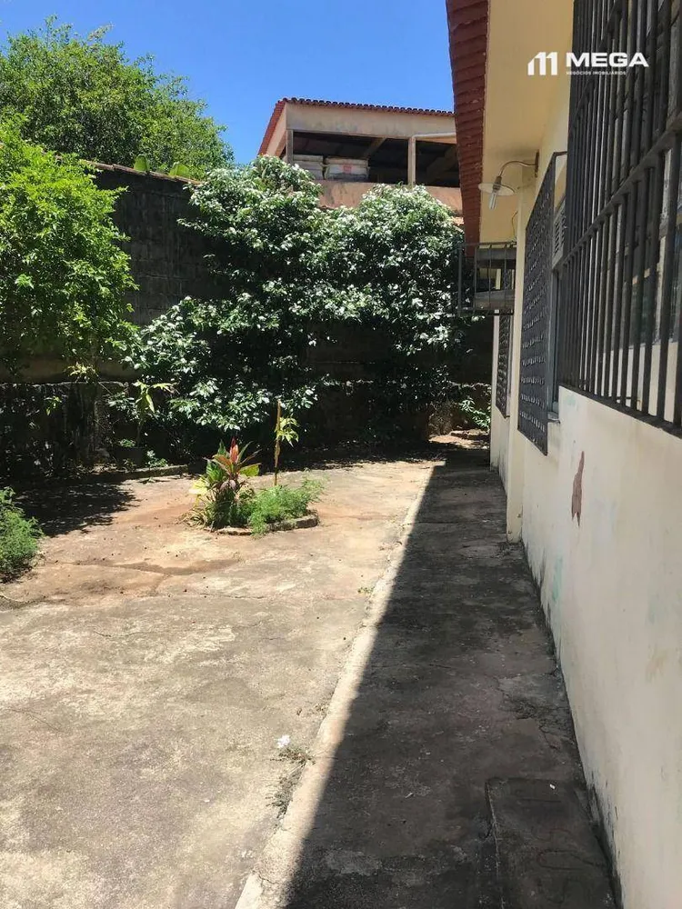 Casa, 6 quartos, 340 m² - Foto 2