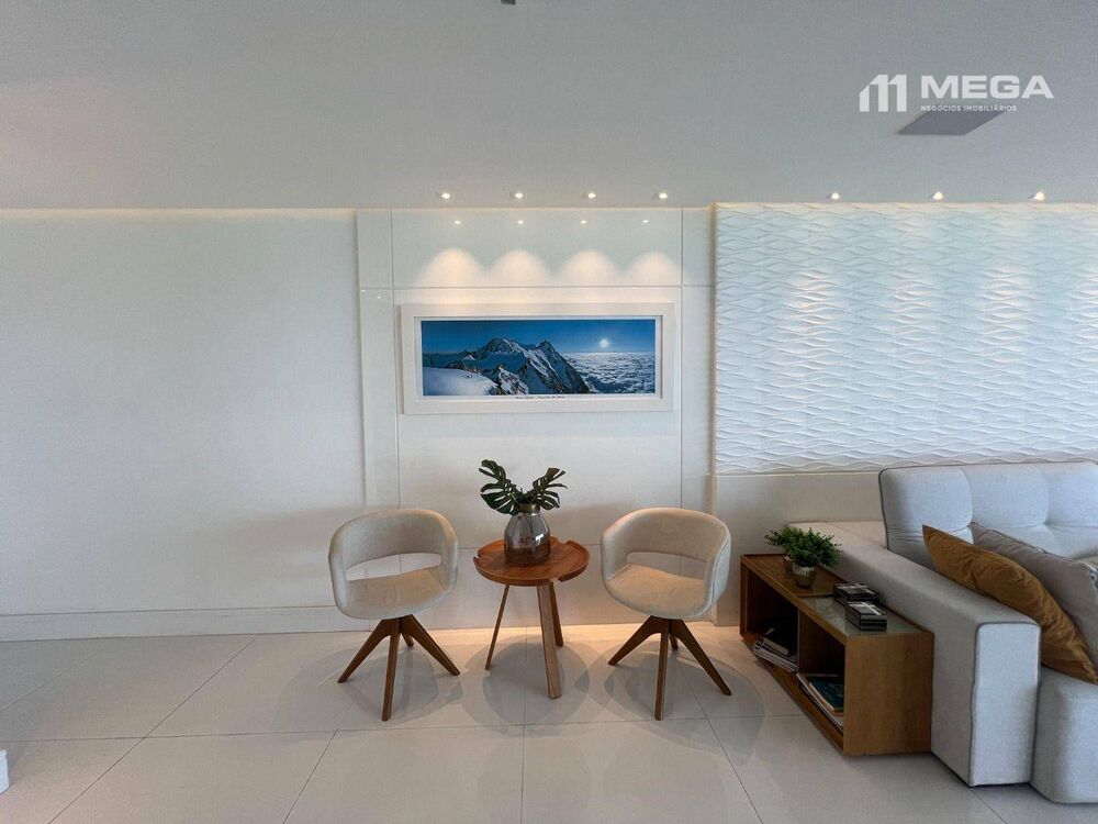 Apartamento à venda com 4 quartos, 192m² - Foto 2