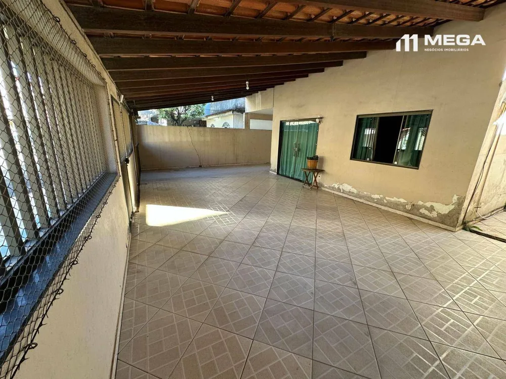 Casa, 3 quartos, 250 m² - Foto 2