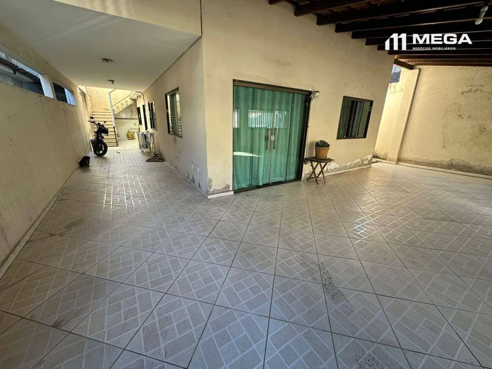 Casa, 3 quartos, 250 m² - Foto 1