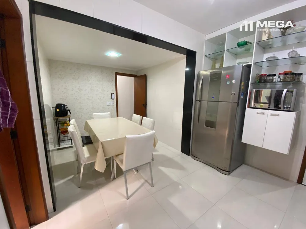 Apartamento, 3 quartos, 140 m² - Foto 1