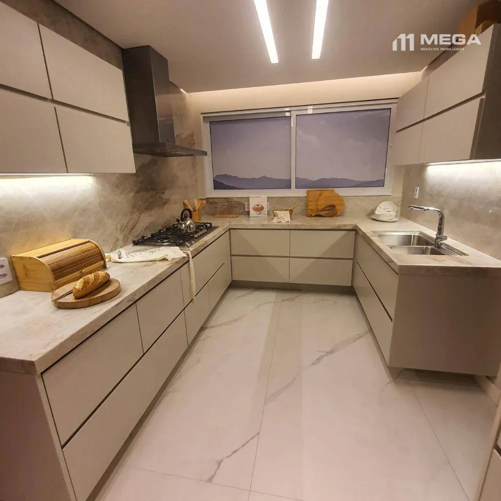 Apartamento, 3 quartos, 163 m² - Foto 2