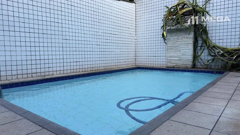 Casa, 10 quartos, 460 m² - Foto 1