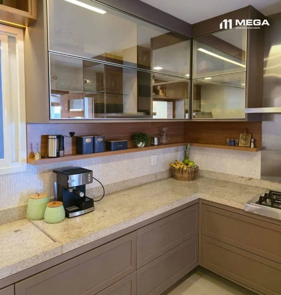 Casa, 4 quartos, 250 m² - Foto 2