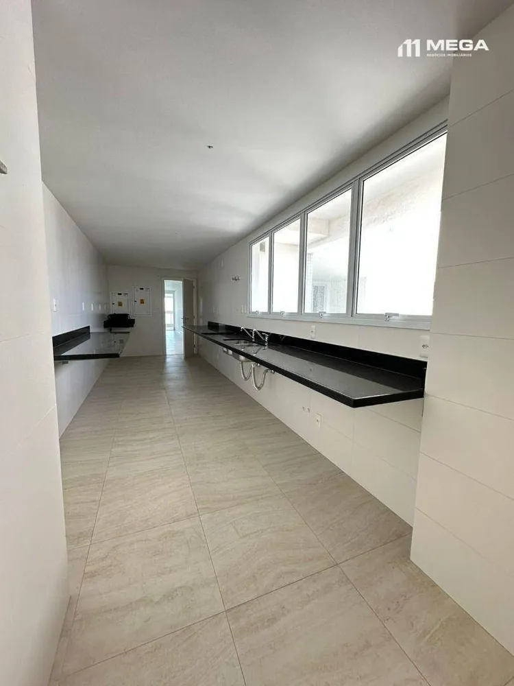 Apartamento, 4 quartos, 241 m² - Foto 2