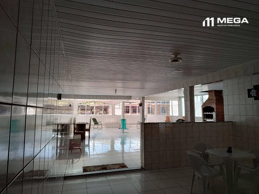 Casa, 5 quartos, 250 m² - Foto 2