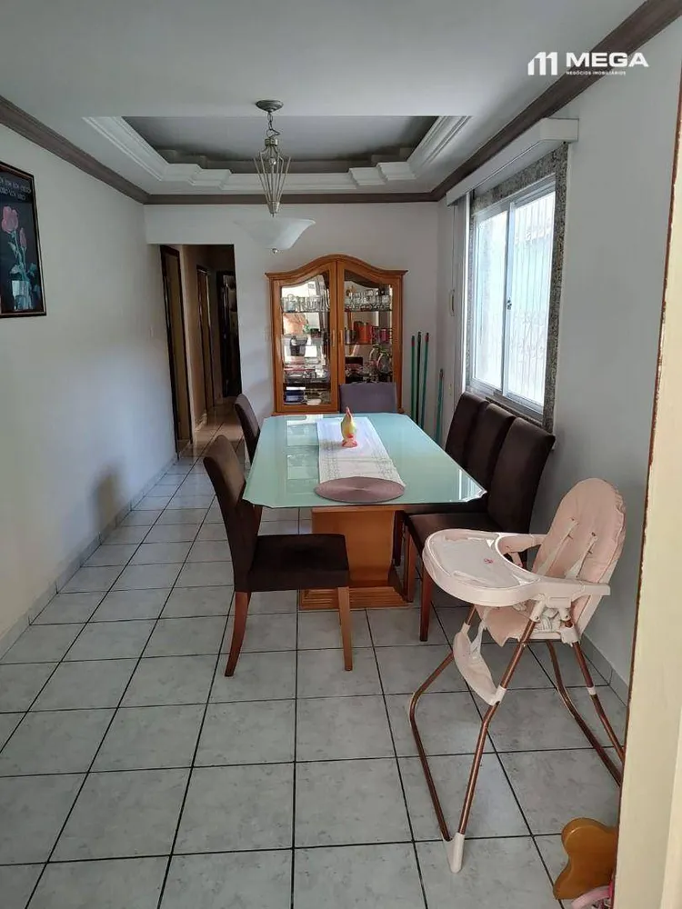 Casa, 5 quartos, 250 m² - Foto 10