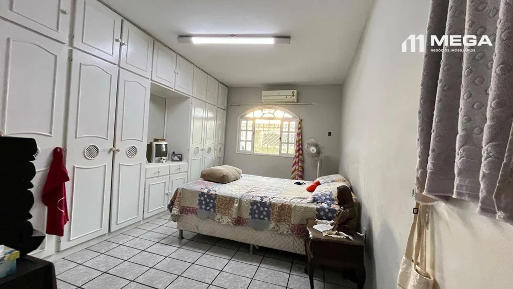 Casa, 4 quartos, 216 m² - Foto 5