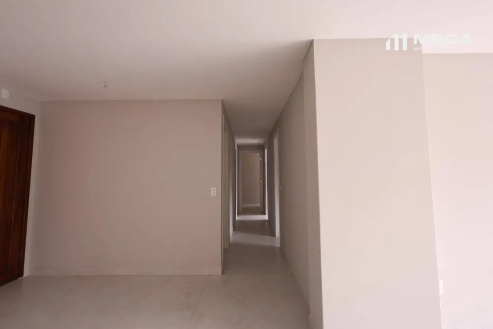 Apartamento, 3 quartos, 189 m² - Foto 2