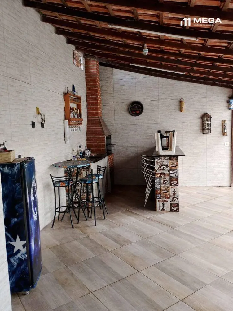 Casa, 3 quartos, 170 m² - Foto 2