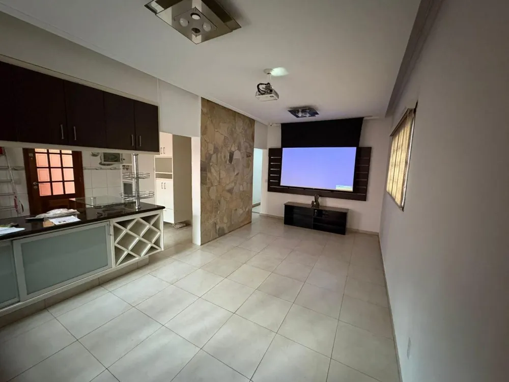 Casa, 3 quartos, 187 m² - Foto 1