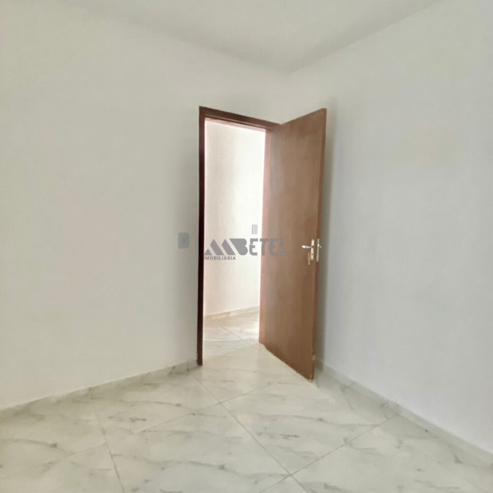 Casa à venda com 2 quartos - Foto 4