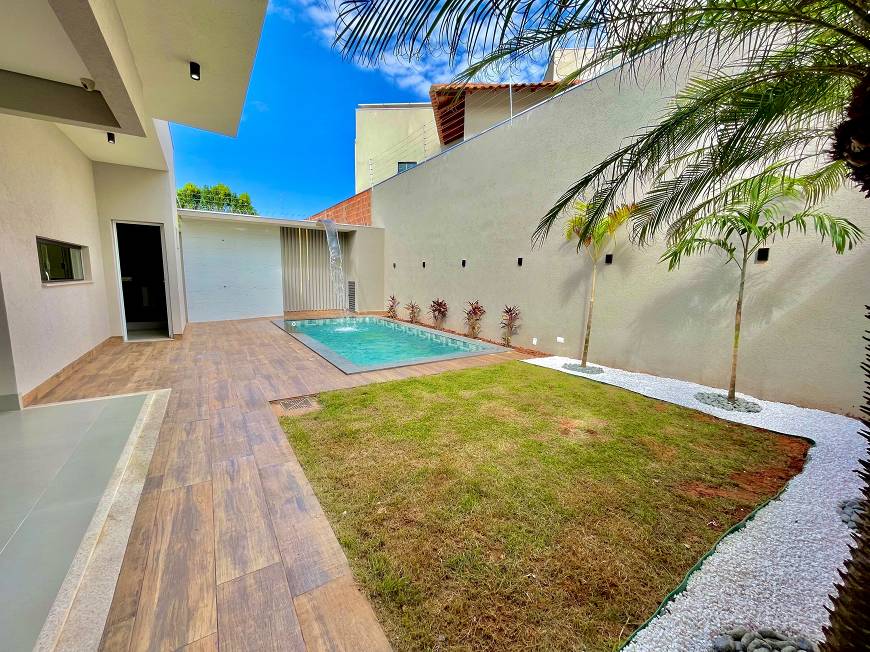 Casa à venda com 3 quartos, 205m² - Foto 9