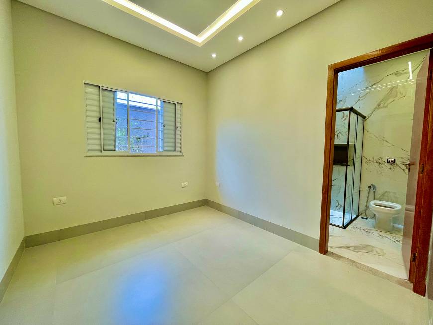 Casa à venda com 3 quartos, 205m² - Foto 3