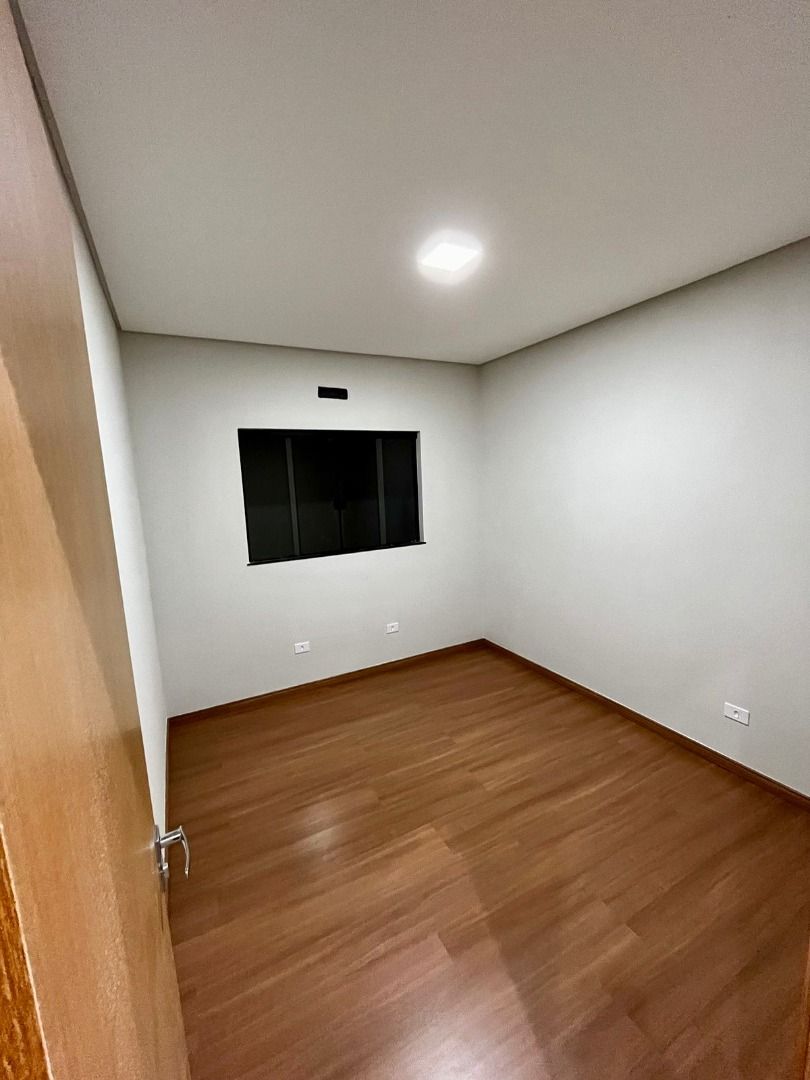 Casa à venda com 2 quartos, 77m² - Foto 11