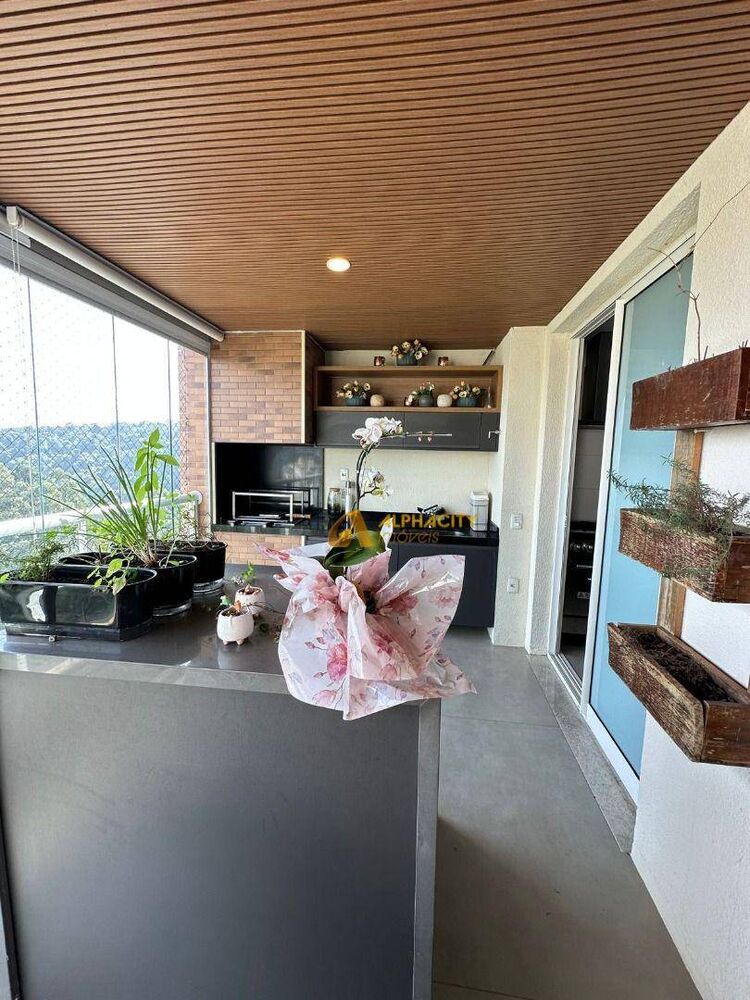 Apartamento, 3 quartos, 168 m² - Foto 2