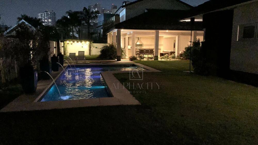 Casa de Condomínio para alugar com 4 quartos, 515m² - Foto 7