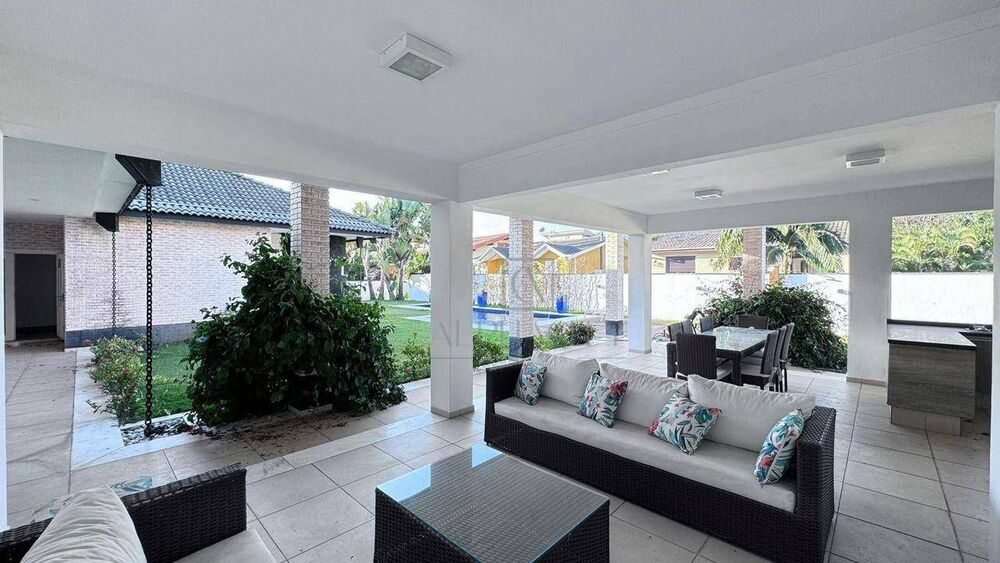 Casa de Condomínio para alugar com 4 quartos, 515m² - Foto 6