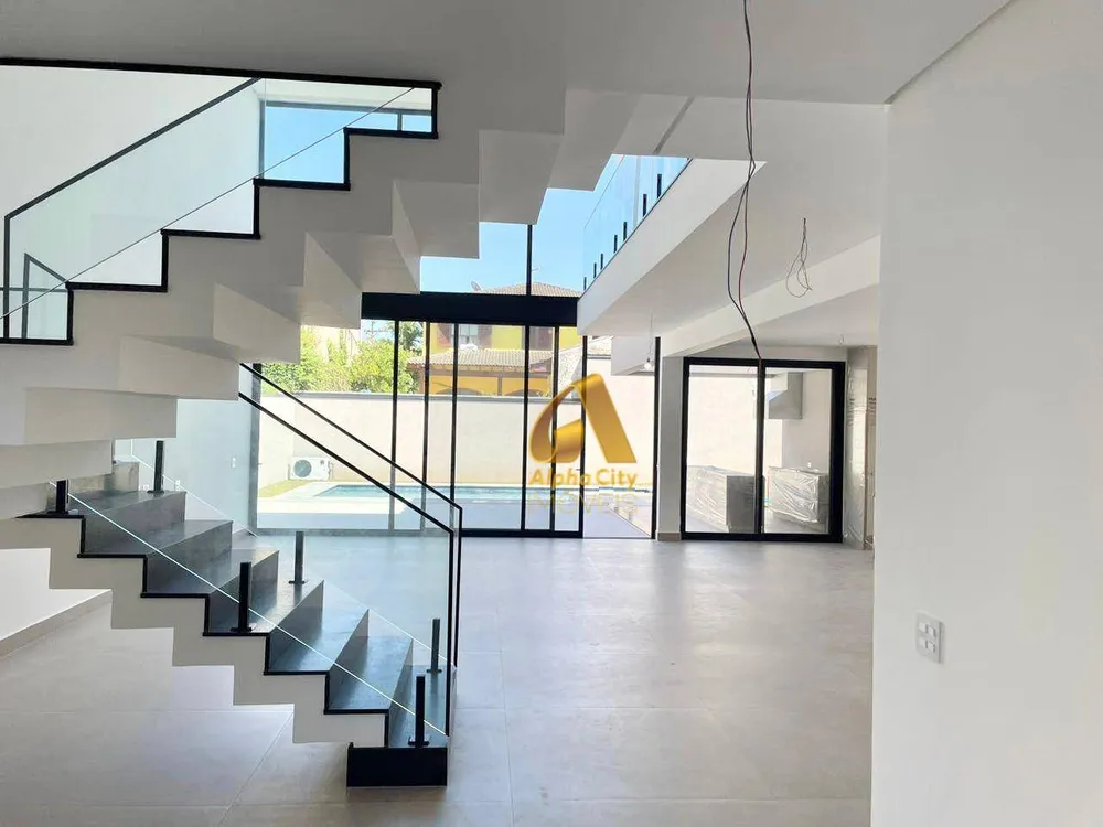 Casa de Condomínio, 4 quartos - Foto 1