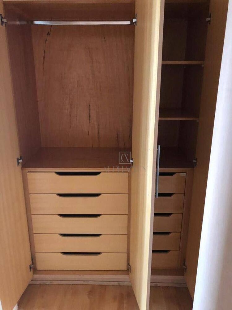 Apartamento para alugar com 4 quartos, 210m² - Foto 4