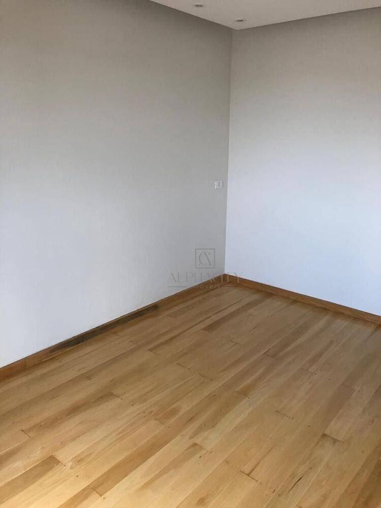 Apartamento para alugar com 4 quartos, 210m² - Foto 6