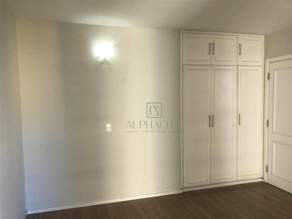 Apartamento para alugar com 3 quartos, 164m² - Foto 7
