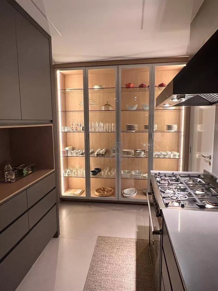 Apartamento, 3 quartos, 264 m² - Foto 12