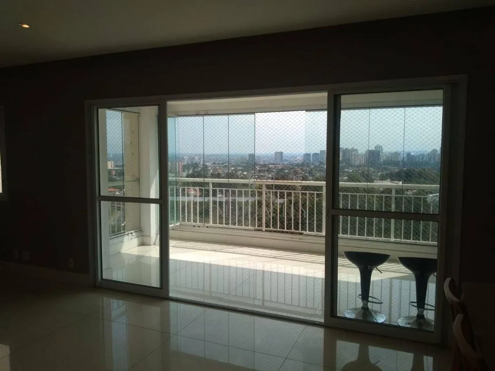Apartamento, 3 quartos, 136 m² - Foto 2