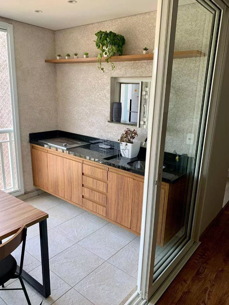 Apartamento à venda com 2 quartos, 72m² - Foto 4